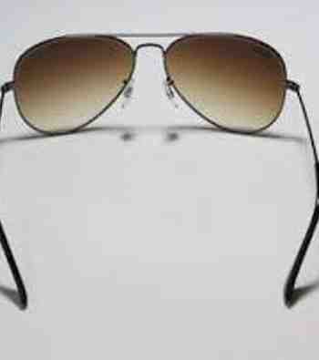 Ray ban rear brown smoke shade aviator sanglass